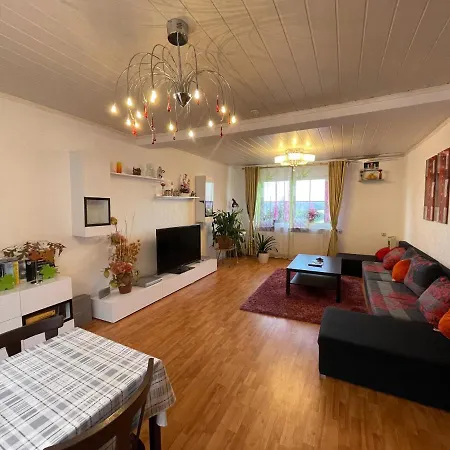 Haus Der Rosen アパート *